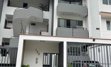 !TU NUEVO HOGAR EN 3 NIVELES! ALQUILO EXCLUSIVO TRIPLEX!!
