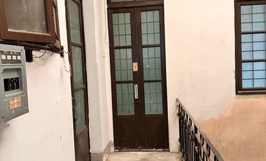 RENTA DE PISO COMPLETO EN SEGUNDO PISO CALLE MEZONES