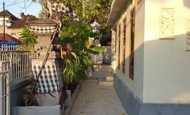 Rumah 2 kamar 182m2 di Kampial Nusa dua