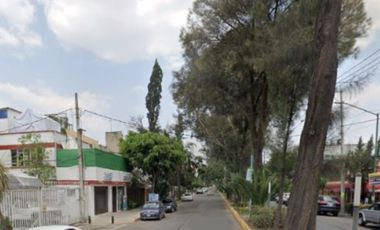VENTA CASA CON LOCAL COMERCIAL EN LA JARDIN BALBUNA