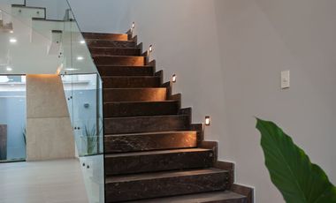 HERMOSA RESIDENCIA EN VENTA EN NUEVA GALICIA