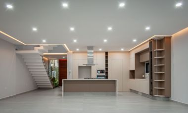 HERMOSA RESIDENCIA EN VENTA EN NUEVA GALICIA