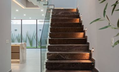 HERMOSA RESIDENCIA EN VENTA EN NUEVA GALICIA