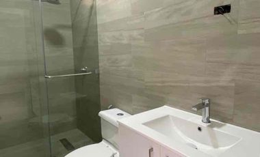 Venta de casa de una planta  Urbanización Puerto Azul vía a la costa