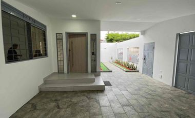 Venta de casa de una planta  Urbanización Puerto Azul vía a la costa