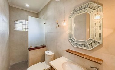 Executive Heights Subdivision, 5-Bedroom for Sale, Parañaque City