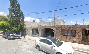 CASA EN VENTA CALLE M MORELOS AMP SALTILLO COAHUILA!!!