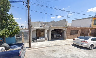 CASA EN VENTA CALLE M MORELOS AMP SALTILLO COAHUILA!!!