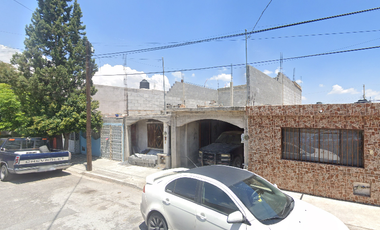 CASA EN VENTA CALLE M MORELOS AMP SALTILLO COAHUILA!!!