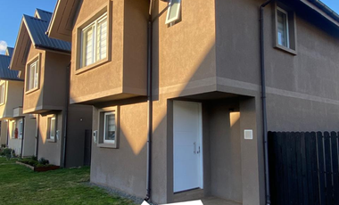 Se Arrienda Casa Condominio San Sebastian II