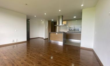 APARTAMENTO EN ARRIENDO