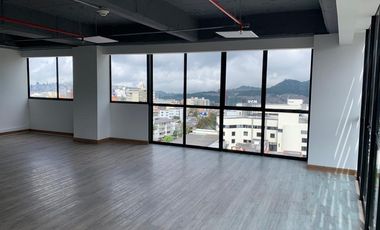 OFICINA UBICADA  EN CENTRO EMPRESARIAL EN EL SECTOR DEL CABLE, MANIZALES