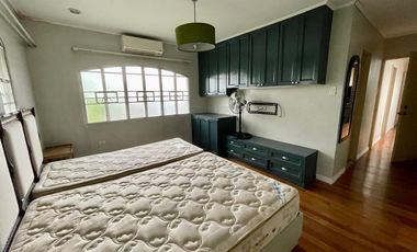 For Sale 5 BR house in Executive Heights Sun Valley Parañaque