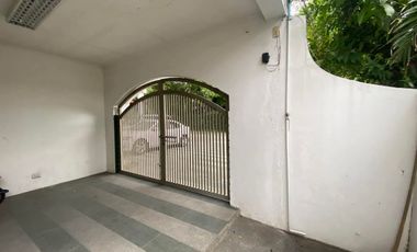 For Sale 5 BR house in Executive Heights Sun Valley Parañaque