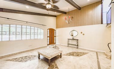 For Sale 5 BR house in Executive Heights Sun Valley Parañaque