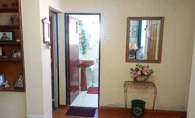 Se vende hermosa casa en sector puente negro, Villa Alemana.