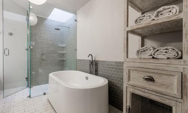 Casa en venta en privado con seguridad las 24 horas