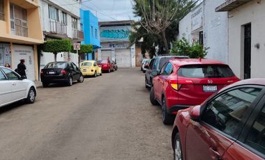 renta local calle tresguerras zona centro Irapuato, Gto.