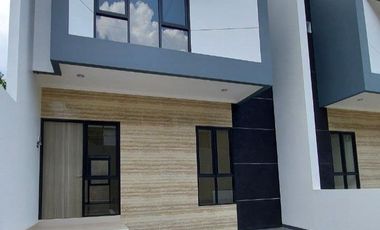 RUMAH BARU MINIMALIS MODERN DI BUDI LUHUR ASRI, CIMAHI UTARA, BELAKANG SETRA DUTA, DEKAT KE PASTEUR 12 MENIT.