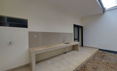 RUMAH BARU MINIMALIS MODERN DI BUDI LUHUR ASRI, CIMAHI UTARA, BELAKANG SETRA DUTA, DEKAT KE PASTEUR 12 MENIT.