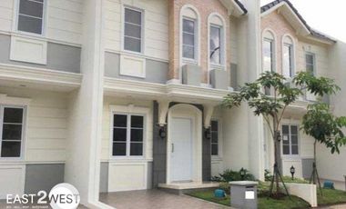 Dijual/Disewakan Rumah Azura Vanya Park BSD City Tangerang Murah Bagus Nyaman Strategis