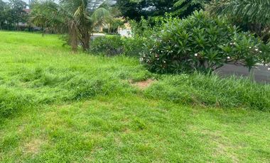 For Sale! 909sqm Vacant Lot in Alta Mira, Tagaytay Midlands / Highlands