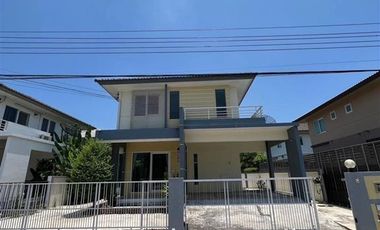 2-storey detached house, 50.1 sq.w., Pruksa Lada Bangna Village, ABAC Alley, Bangna-Trad Road, Burapha Withi Expressway, Bang Bo, Samut Prakan