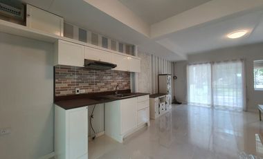 ขาย ทาวน์เฮ้าส์ Villaggio บางนา แปลงหน้าสวน ตรงข้ามสโมสร