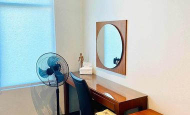 One Serendra 2 Bedroom well maintained fully furnished unit