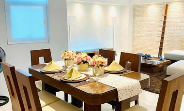 One Serendra 2 Bedroom well maintained fully furnished unit