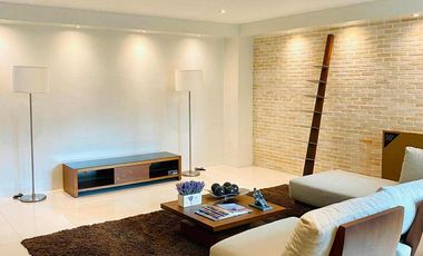 One Serendra 2 Bedroom well maintained fully furnished unit