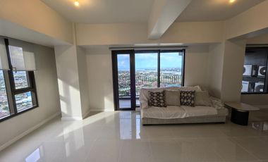 Mandani Bay Suites Tower 2 3BR Penthouse 131sqm Parking Maids Mandaue