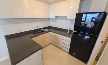 Mandani Bay Suites Tower 2 3BR Penthouse 131sqm Parking Maids Mandaue