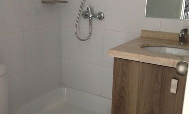 Hermoso dep 2D2B a pasos de metro Santa Lucia