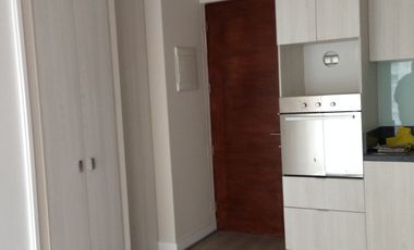 Hermoso dep 2D2B a pasos de metro Santa Lucia