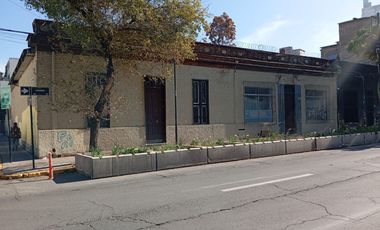 Venta Casa Pensión Y Restaurant En Avenida Seminario 67-69