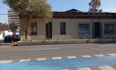 Venta Casa Pensión Y Restaurant En Avenida Seminario 67-69