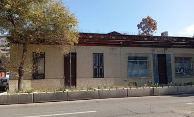 Venta Casa Pensión Y Restaurant En Avenida Seminario 67-69