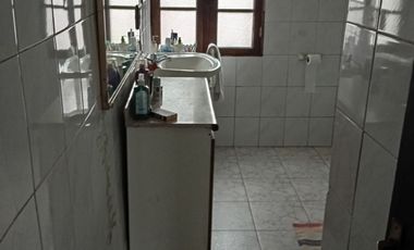 Venta Casa Pensión Y Restaurant En Avenida Seminario 67-69