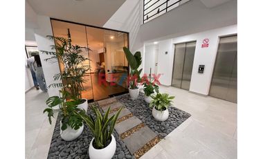Alquilo Hermoso Y Moderno Flat De Estreno 2Do Piso Con 2 Dormitorios + 1 Estudio Las Gardenias Surco