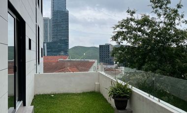 Departamento de Lujo en Privanzas