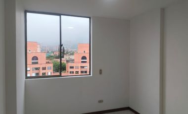 Apartamento en Arriendo en El Portal, Envigado, Antioquia