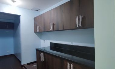 Best Value in Newport City! 1BR Condo at Sarasota | 50 sqm | RFO | Rent-to-Own Available