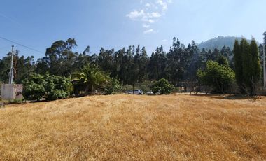 En Venta Terreno esquinero en sector Cuenca Tenis y Golf Club