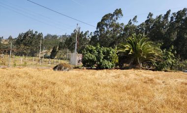 En Venta Terreno esquinero en sector Cuenca Tenis y Golf Club