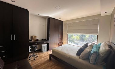 En Venta hermoso Penthouse de 4 dormitorios con hermosa vista al río, Sector Muñecas de Piedra - Cuenca