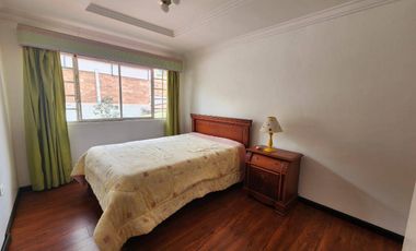 En Venta Casa elegante de 5 dormitorios sector Narancay