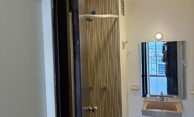 Arriendo departamento ,pleno Malecon , vista al rio .