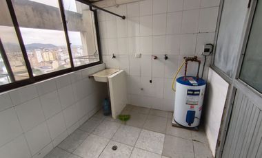 Arriendo departamento ,pleno Malecon , vista al rio .