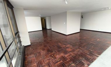 Arriendo departamento ,pleno Malecon , vista al rio .